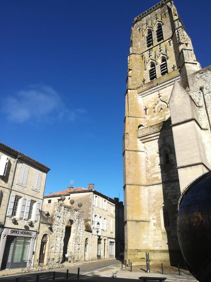 Gite De La Cathedrale - Lectoure Bagian luar foto